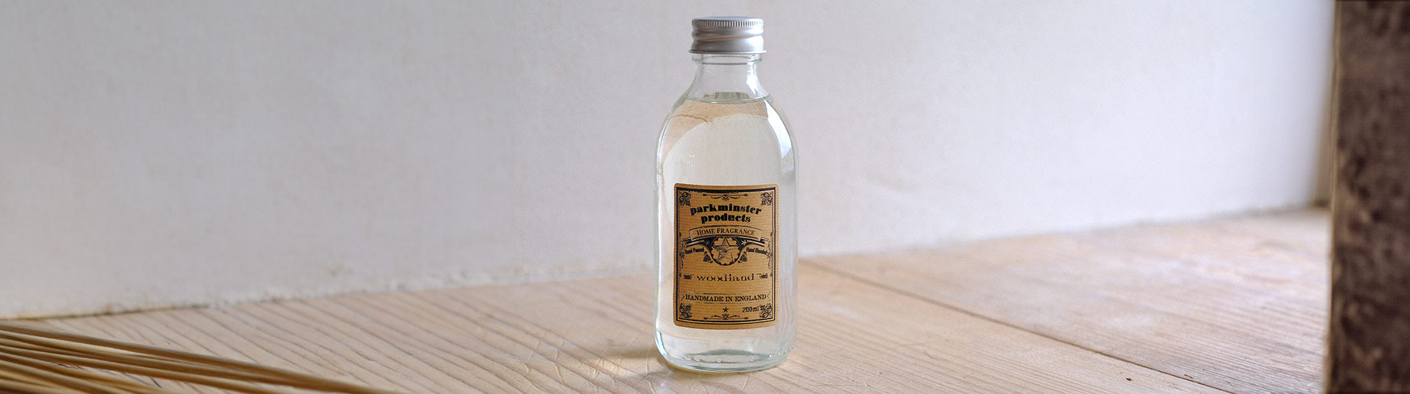 Parkminster's eco-friendly Reed Diffuser Refills: 200ml recyclable glass containers filled with natural vegetable-based liquids. Includes 14 replacement Reeds for optimal scent throw. Reduce, reuse, and recycle with every refill