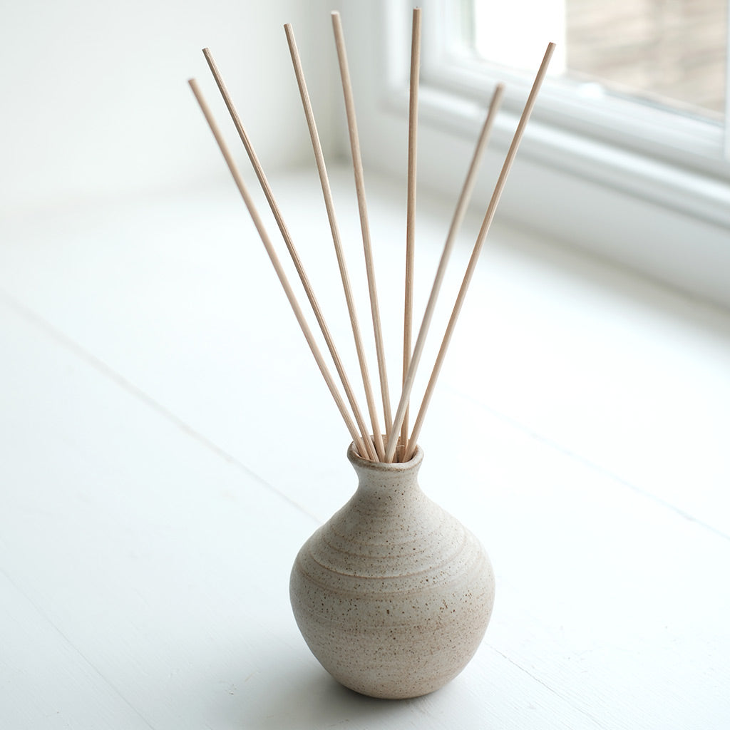Ceramic Pot Reed Diffuser (200ml) - Kiln Collection & Kneebone Pottery Cornwall