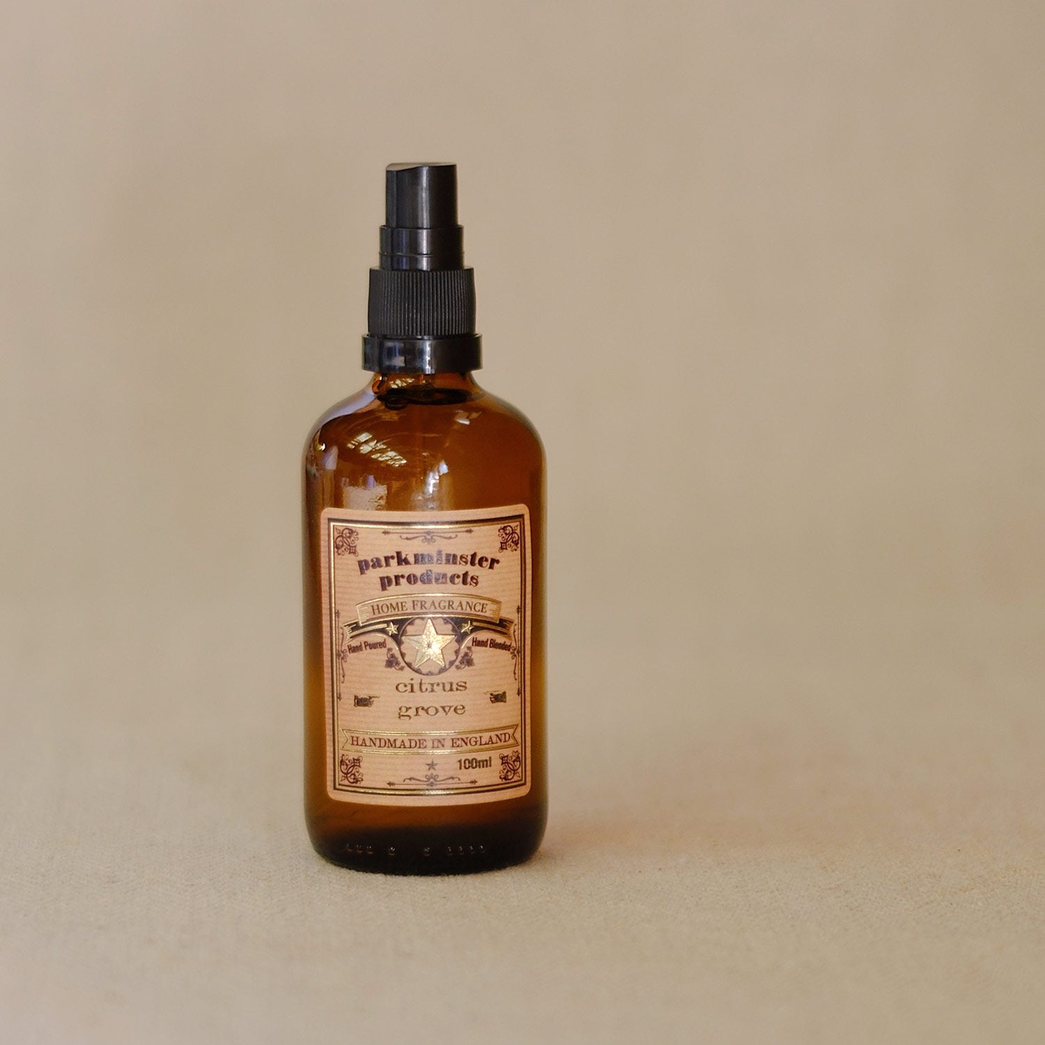 Parkminster’s Citrus Grove Room Mist—a botanical, plant-based room spray with zesty lemon, warm spices, and earthy notes for a fresh, natural scent.