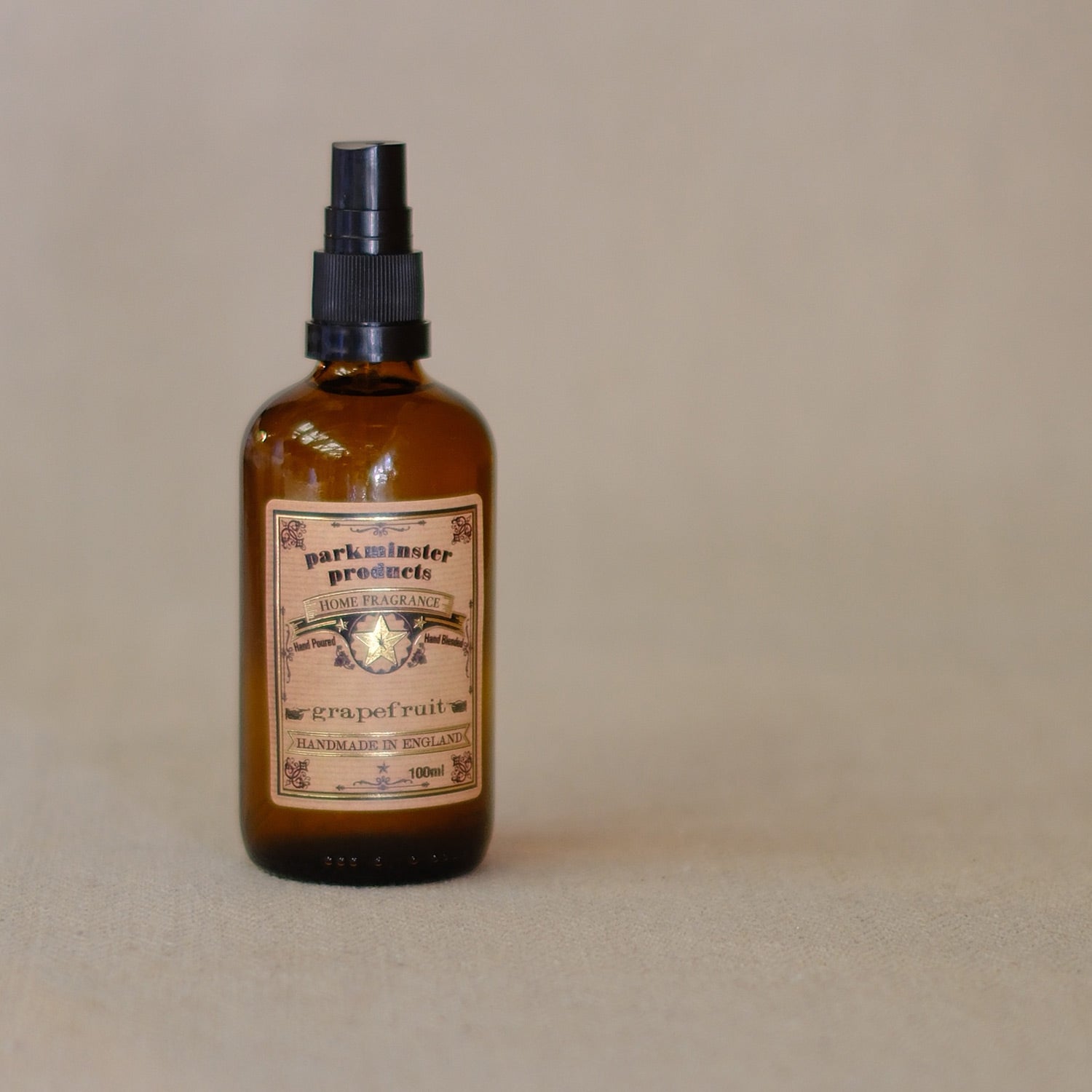 Parkminster Natural Grapefruit Room Mist Spray – 100ml bottle of fresh citrus home fragrance