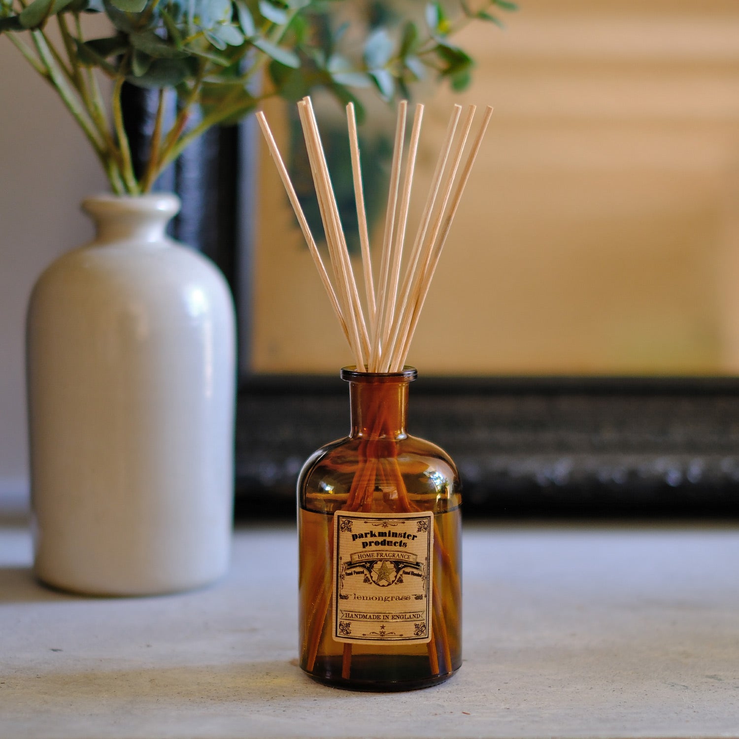 Enjoy the vibrant aroma of this Lemongrass Reed Diffuser from Parkminster, 200ml of 100% essential oils, part of the Apothecary Collection, handmade in Cornwall