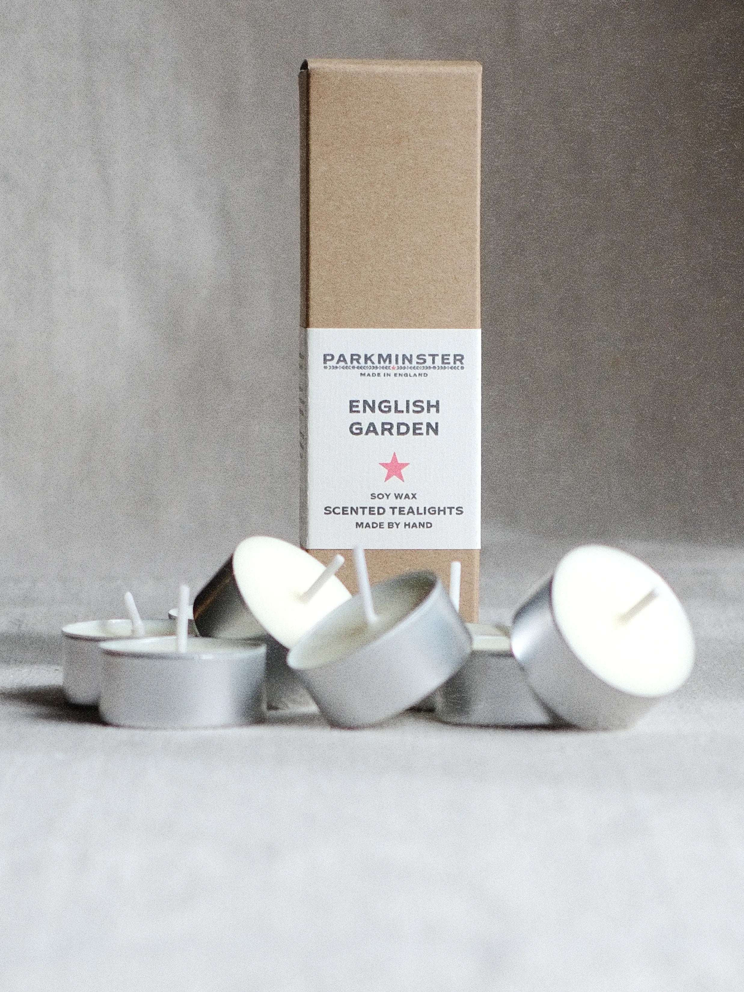 Parkminster's Englich Garden Scented Tealights (x8) in a recycled Kraft Paper box made with soy wax and natural candle fragrances