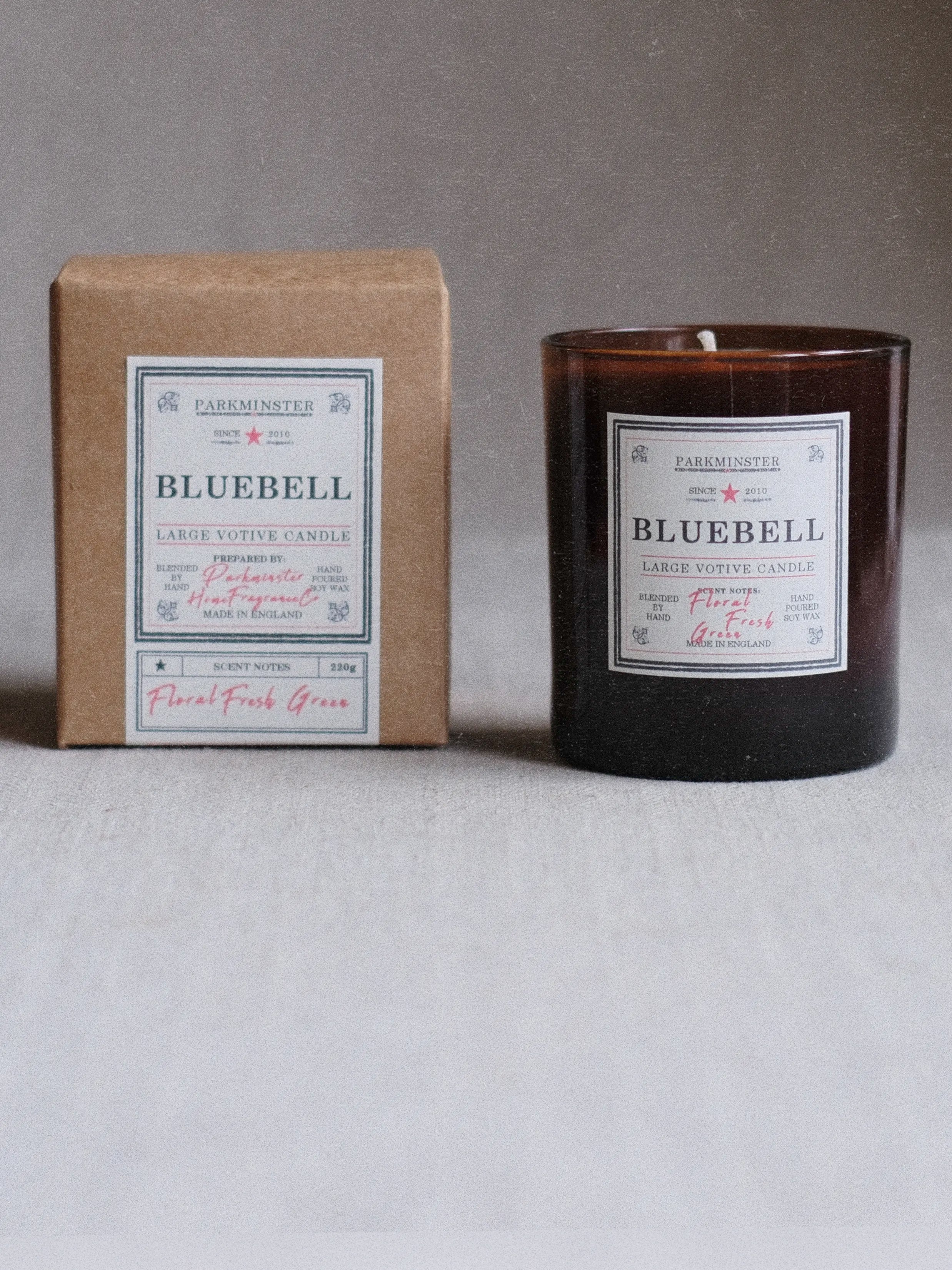 Parkminster Bluebell large scented candle – natural soy‑wax candle with fresh floral bluebell and green leaf notes, perfect as a refined candle gift.