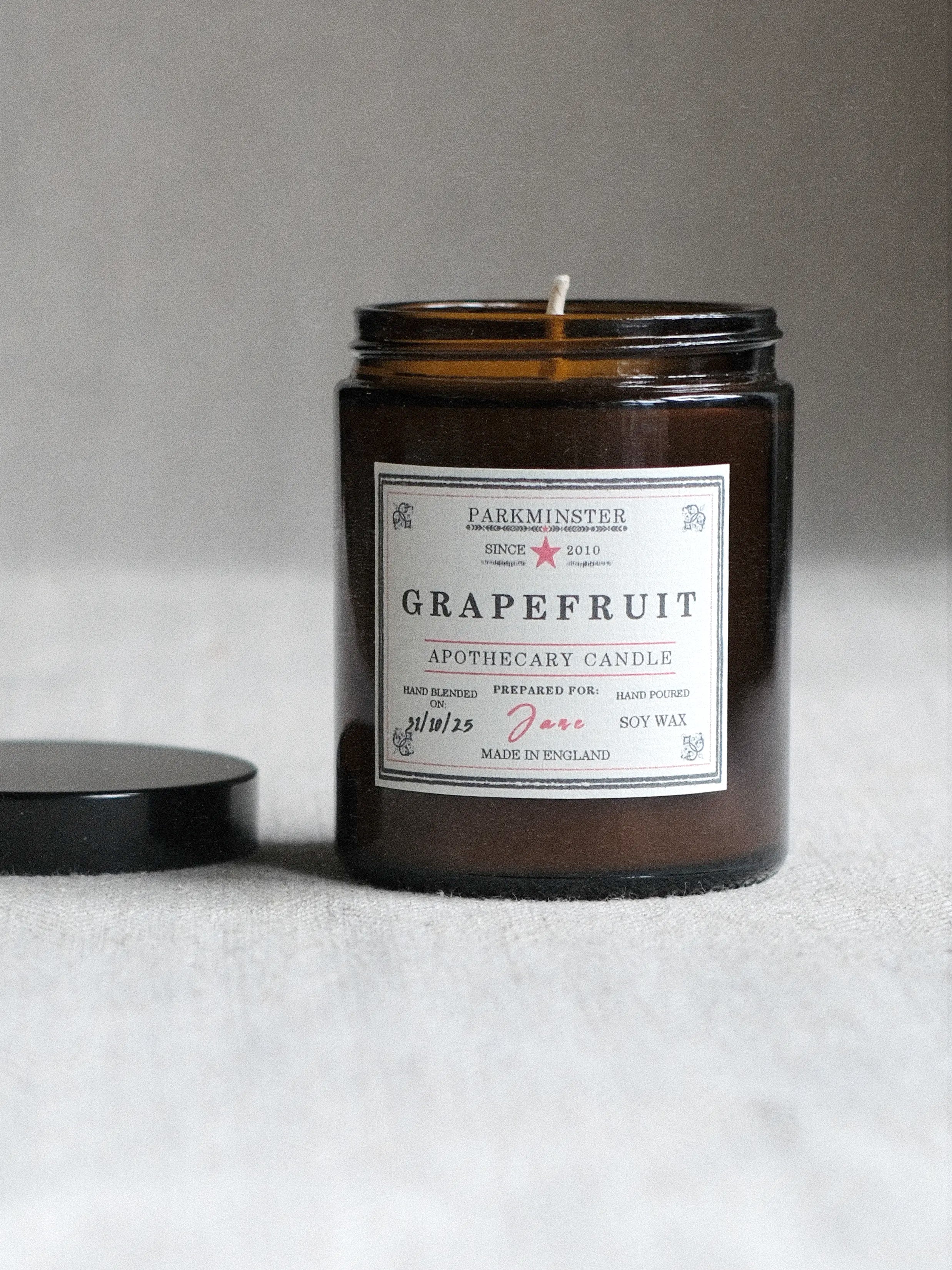 Parkminster Grapefruit Apothecary Jar Candle 180 g – natural soy wax candle with bright citrus, fresh grapefruit and subtle bitter-fruit notes