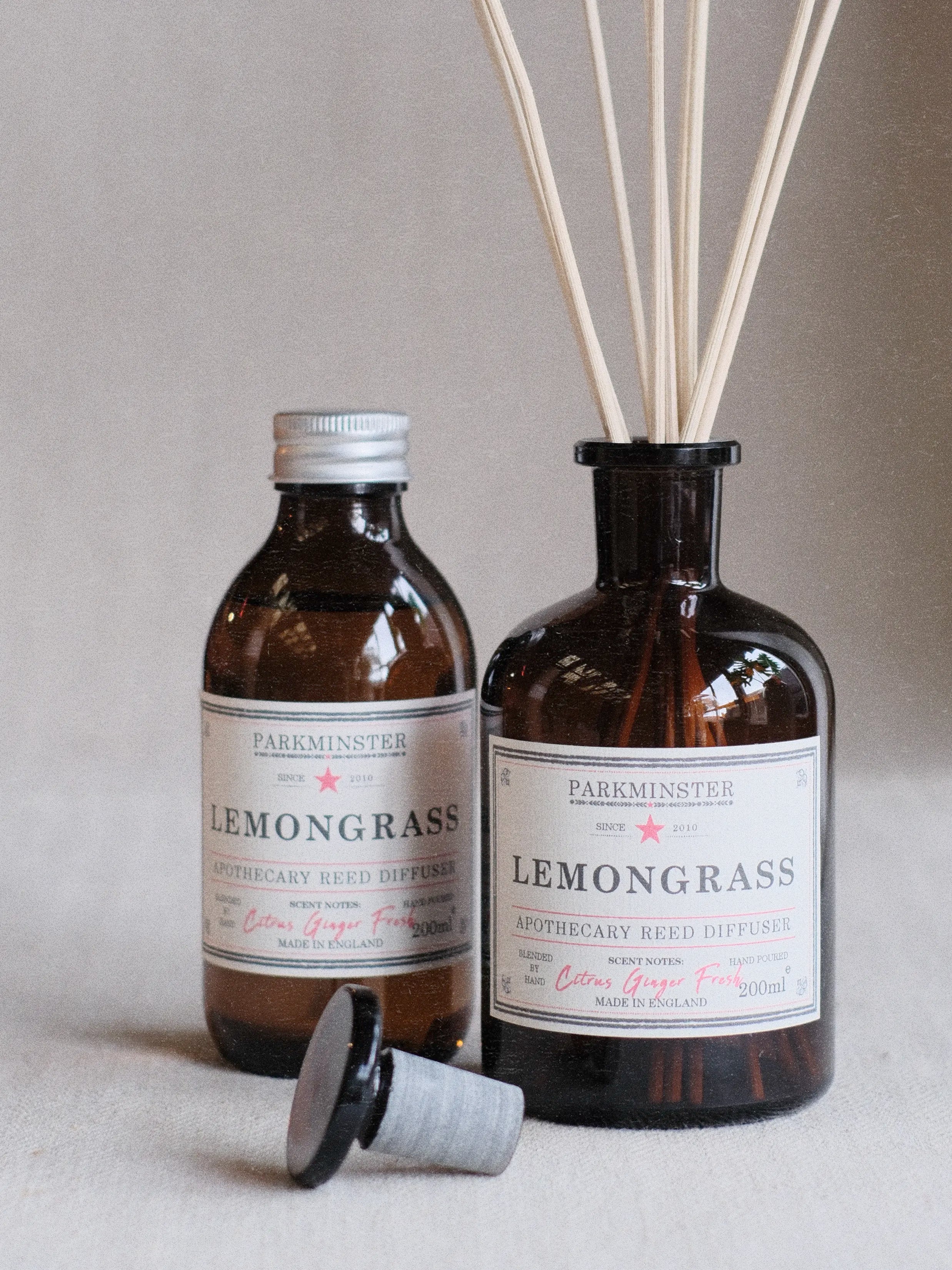 Parkminster Lemongrass Apothecary Reed Diffuser – 100% essential oils with a fresh citrus-herb fragrance, perfect as a natural home fragrance gift.