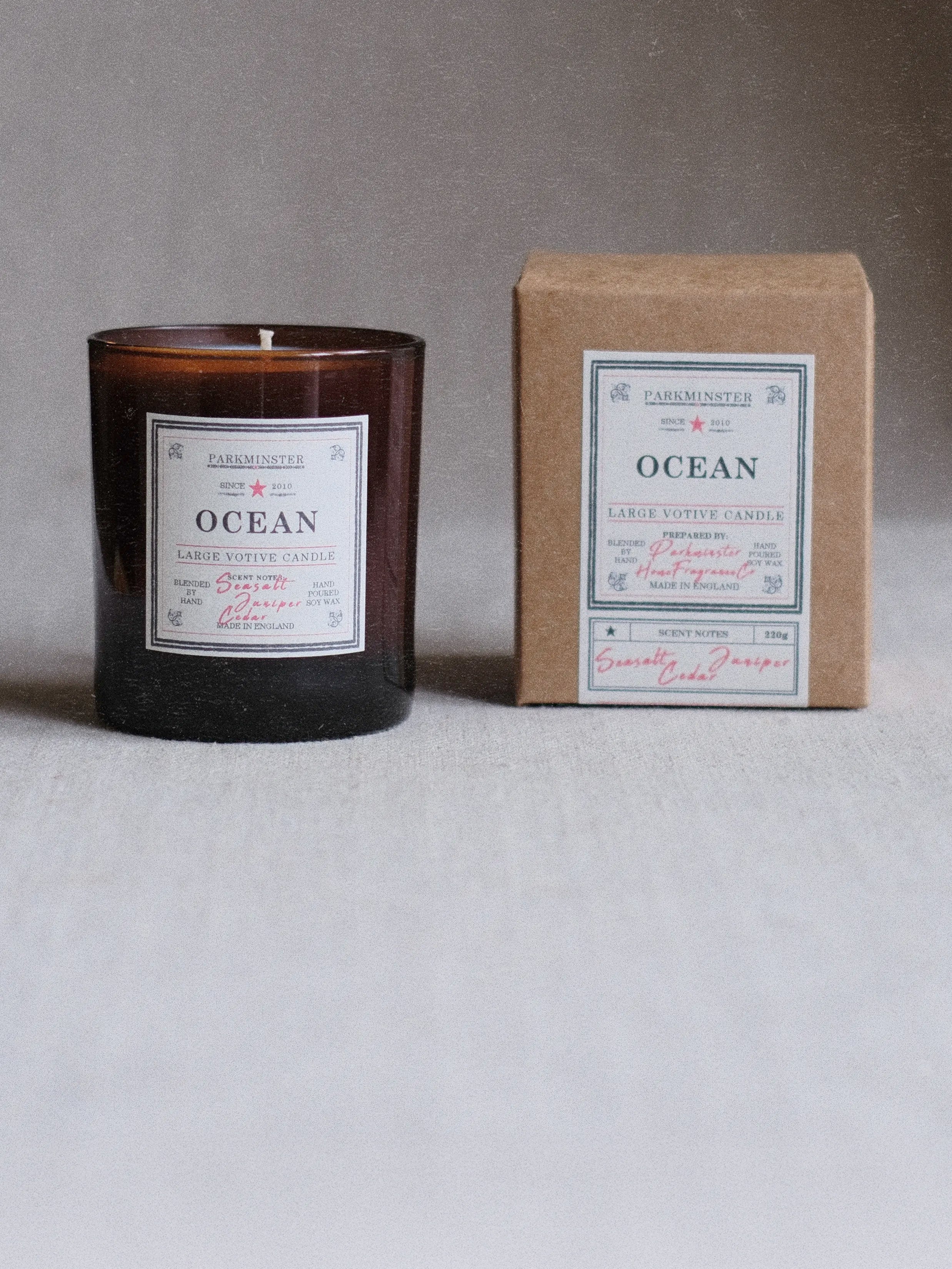 Parkminster Ocean large scented candle 220 g – natural soy-wax candle fragranced with sea-salt, juniper and cedarwood for a fresh coastal ambience.