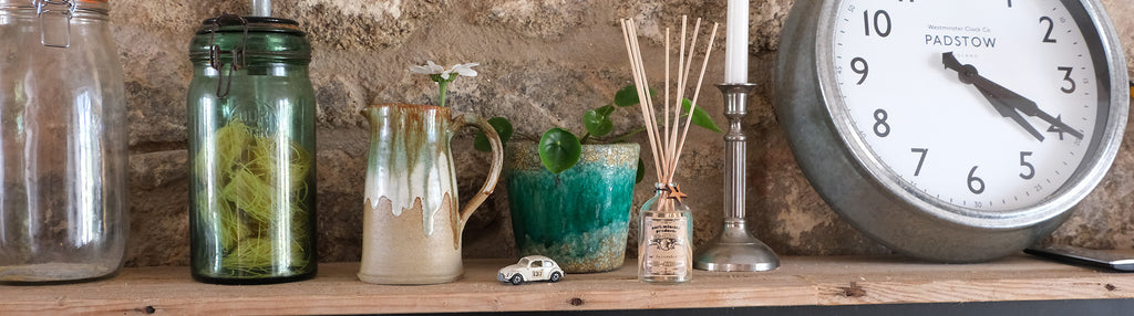 Parkminster Star Collection Reed Diffusers are the perfect way to fragrance your home with natural smelling fragrance and at an affordable price. By buying Parkminster you know you're going to get a hand made and hand blended product that's made in the UK