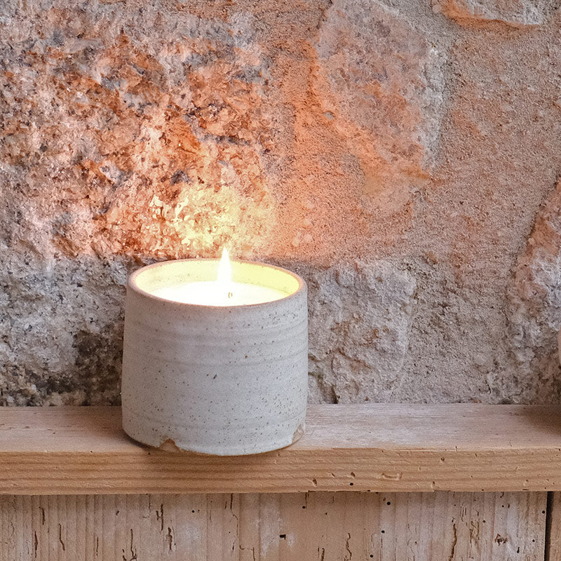 Parkminster Hand Thrown Ceramic Pot Candle - Scented Soy WAx Candle in 26 Fragrances - 175g Candle contained in a bespoke and hand thrown Ceramic Pot - These pots are made by hand by small potteris in Sussex and Cornwall - Perfect for reusing in the kitchen