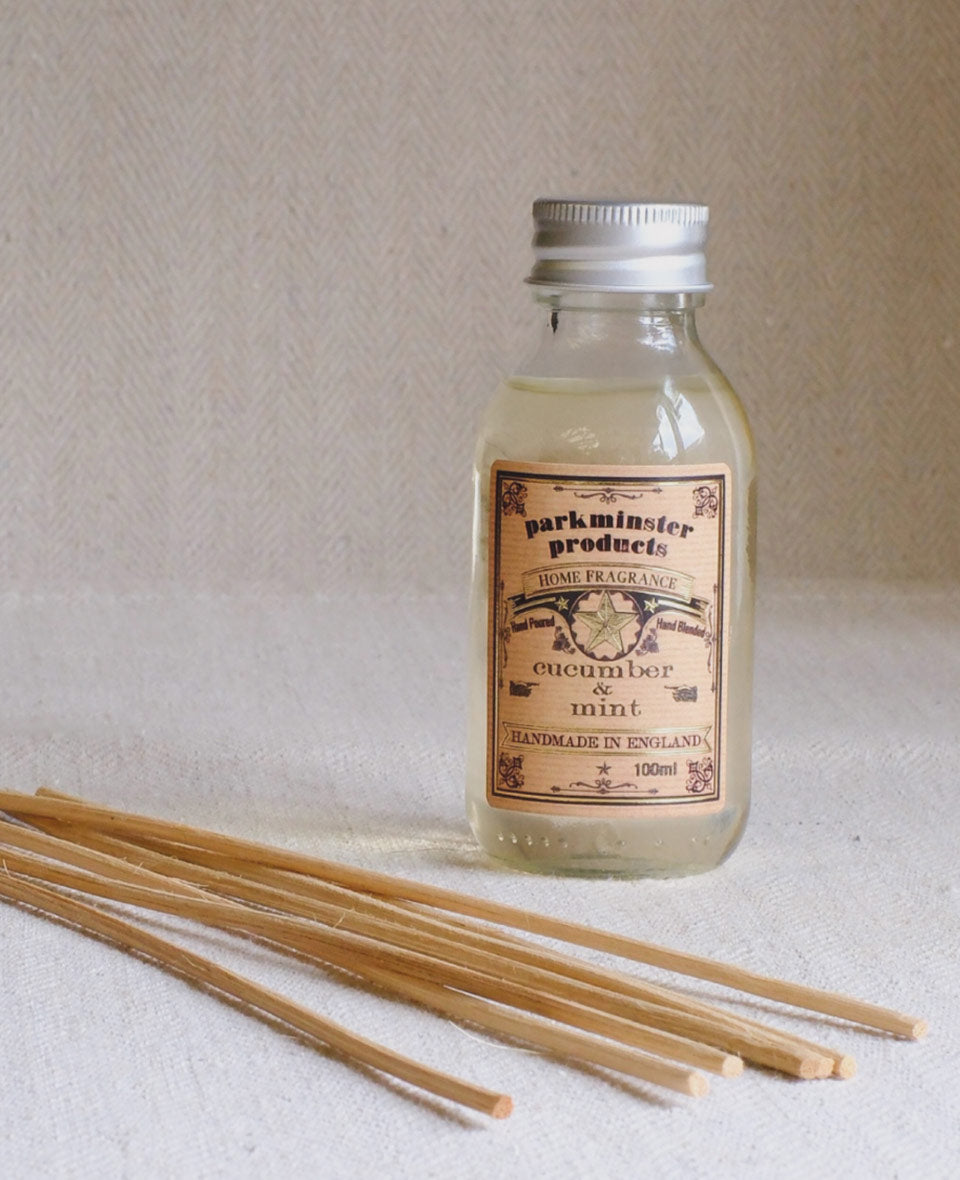 Parkminster Cucumber & Mint 100ml Reed Diffuser Refill with 7 free natural reeds, hand-blended in Cornwall, housed in a recyclable glass bottle