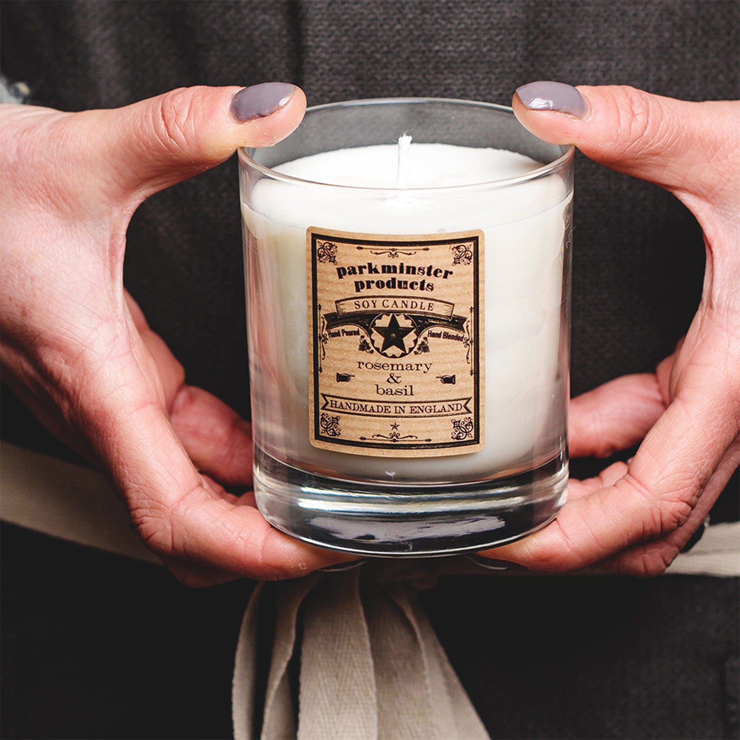 Large scented candle made using Soy Wax and Natural Fragrances - Made by Parkminster Home Fragrance Co in Cornwall