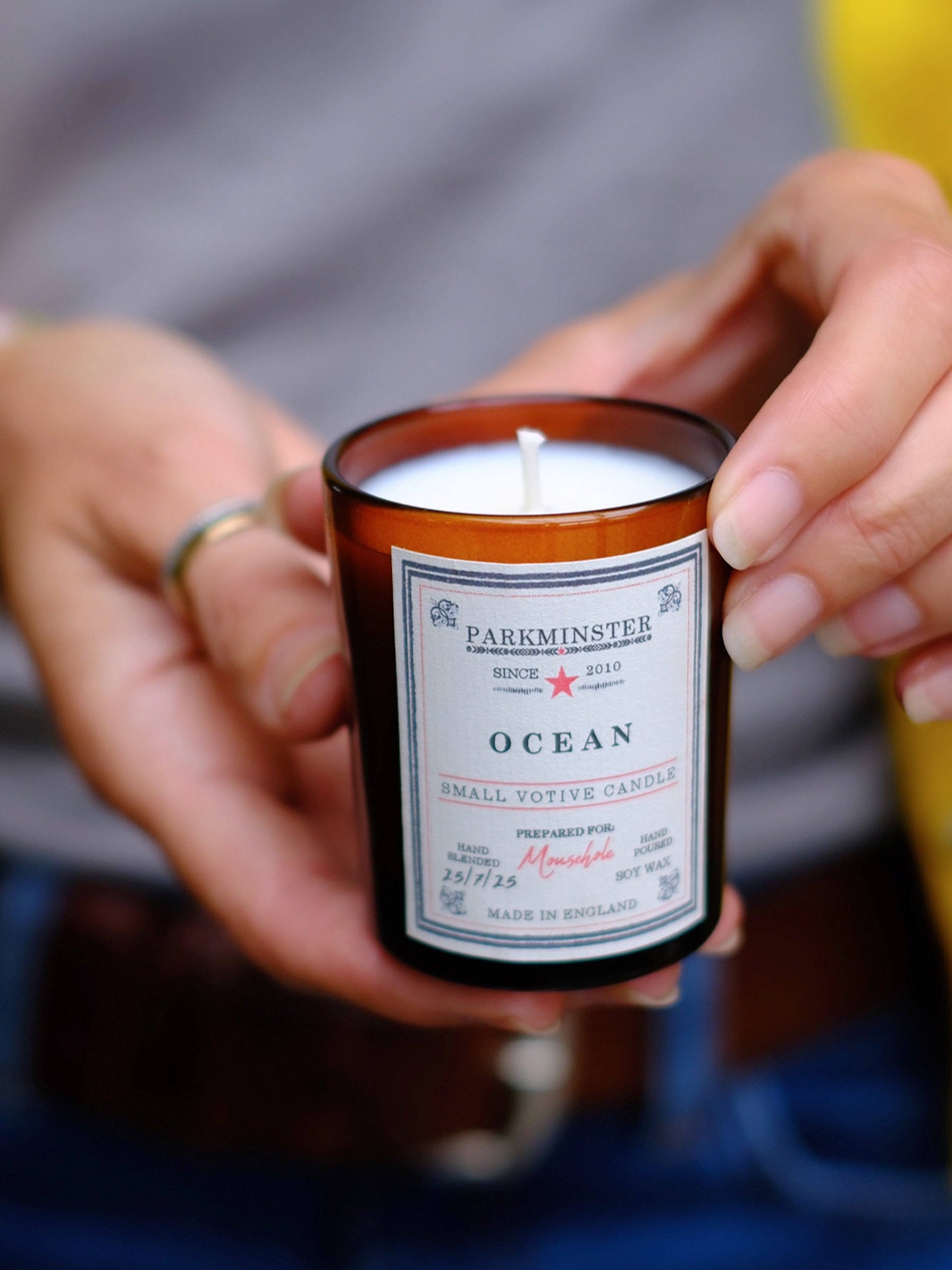 An Ocean scented soy wax candle with fresh ozone, sea salt, juniper, and cedarwood notes. Bring the invigorating scent of a windswept beach to your space - by Parkminster - 75g