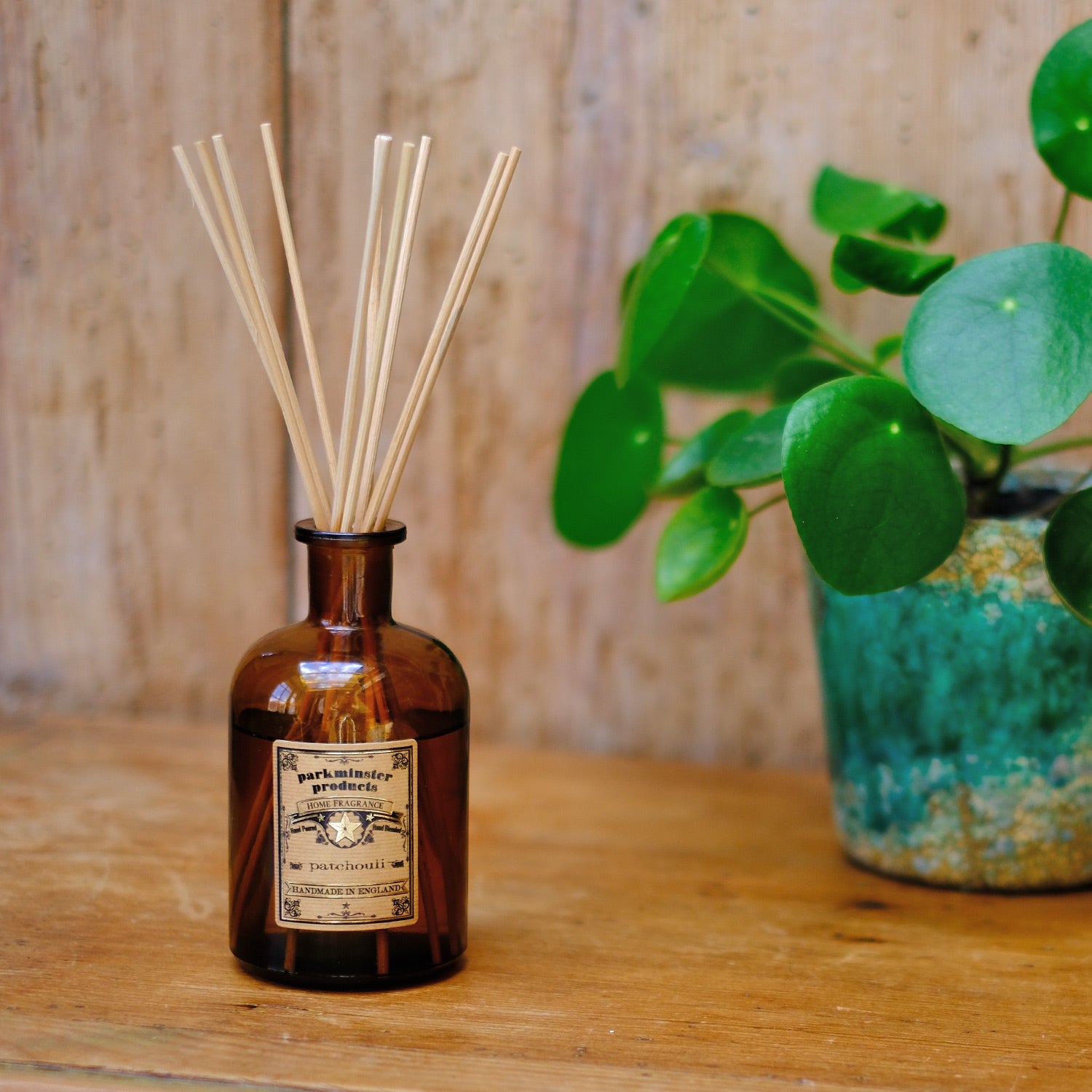 Experience the pure, natural aroma of Patchouli with our 100% essential oil Amber Glass Apothecary Collection 200ml Reed Diffusers by Parkminster Home Fragrance Co (Cornwall). These diffusers deliver a rich, earthy scent that brings warmth and depth to your home.