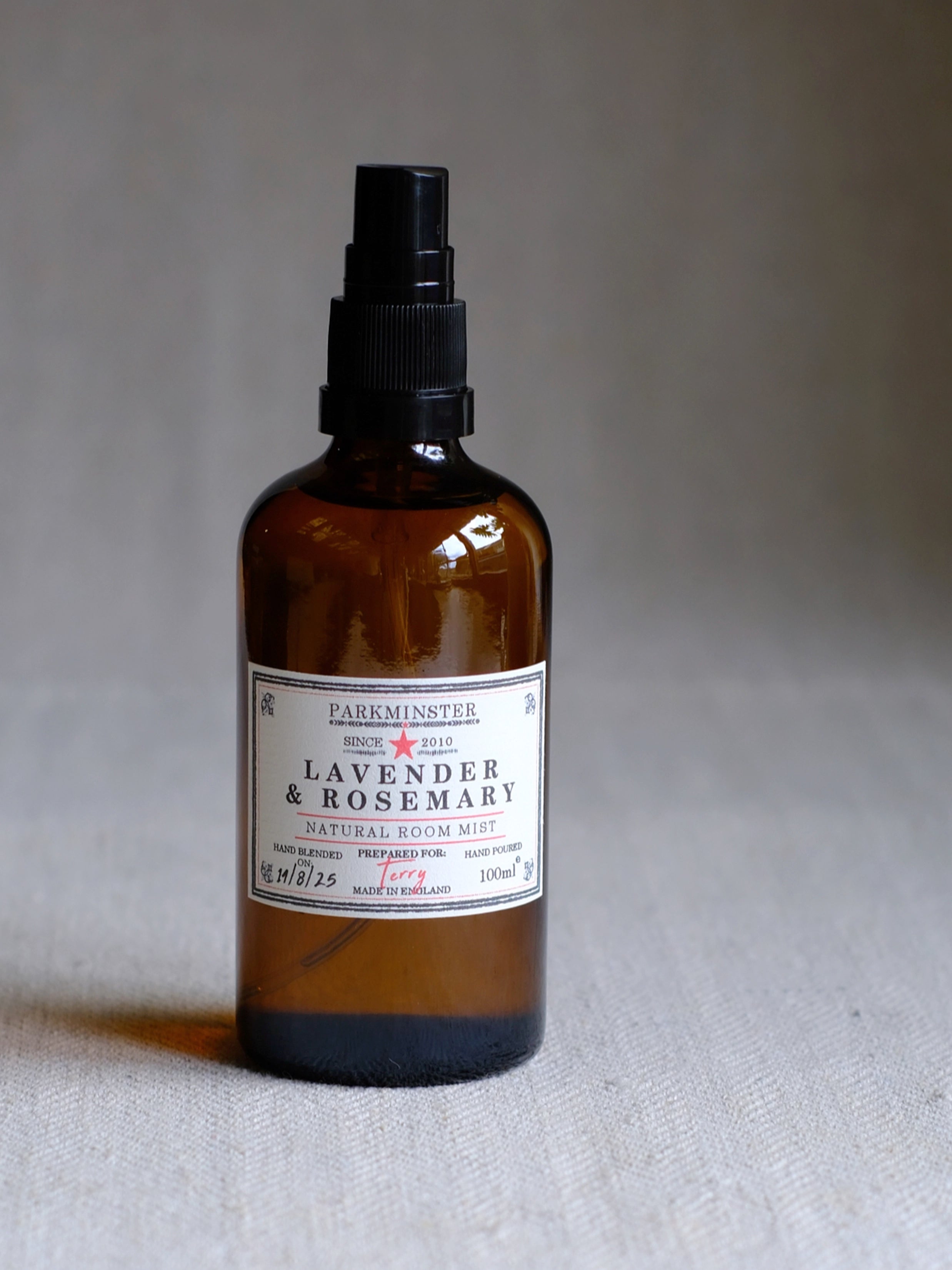 Lavender & Rosemary natural room mist spray – essential oil room mist with herbal, relaxing fragrance for natural home fragrance