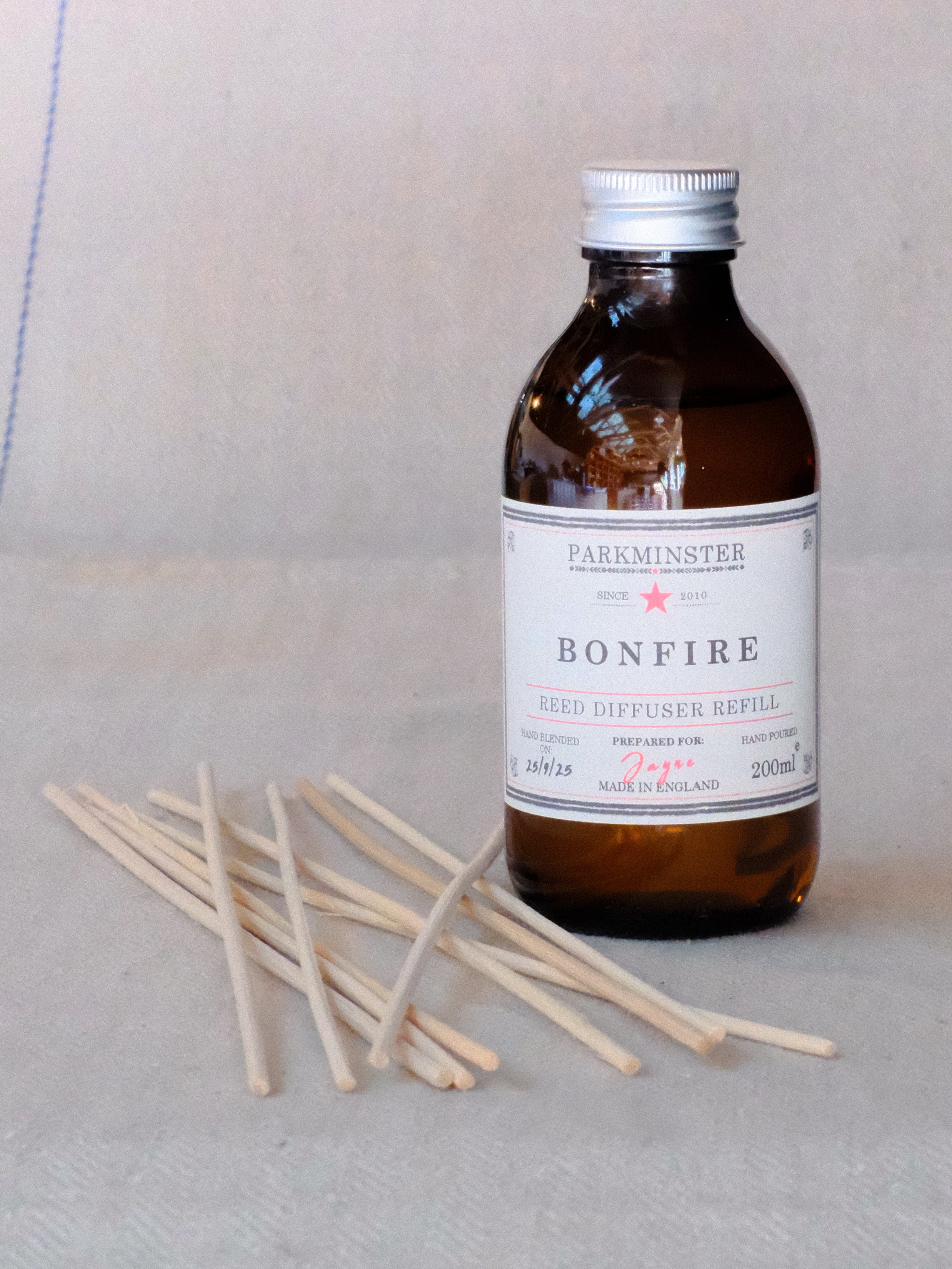 Parkminster Bonfire Reed Diffuser Refill 200 ml – natural smoky home fragrance with wood, musk and sweet embers