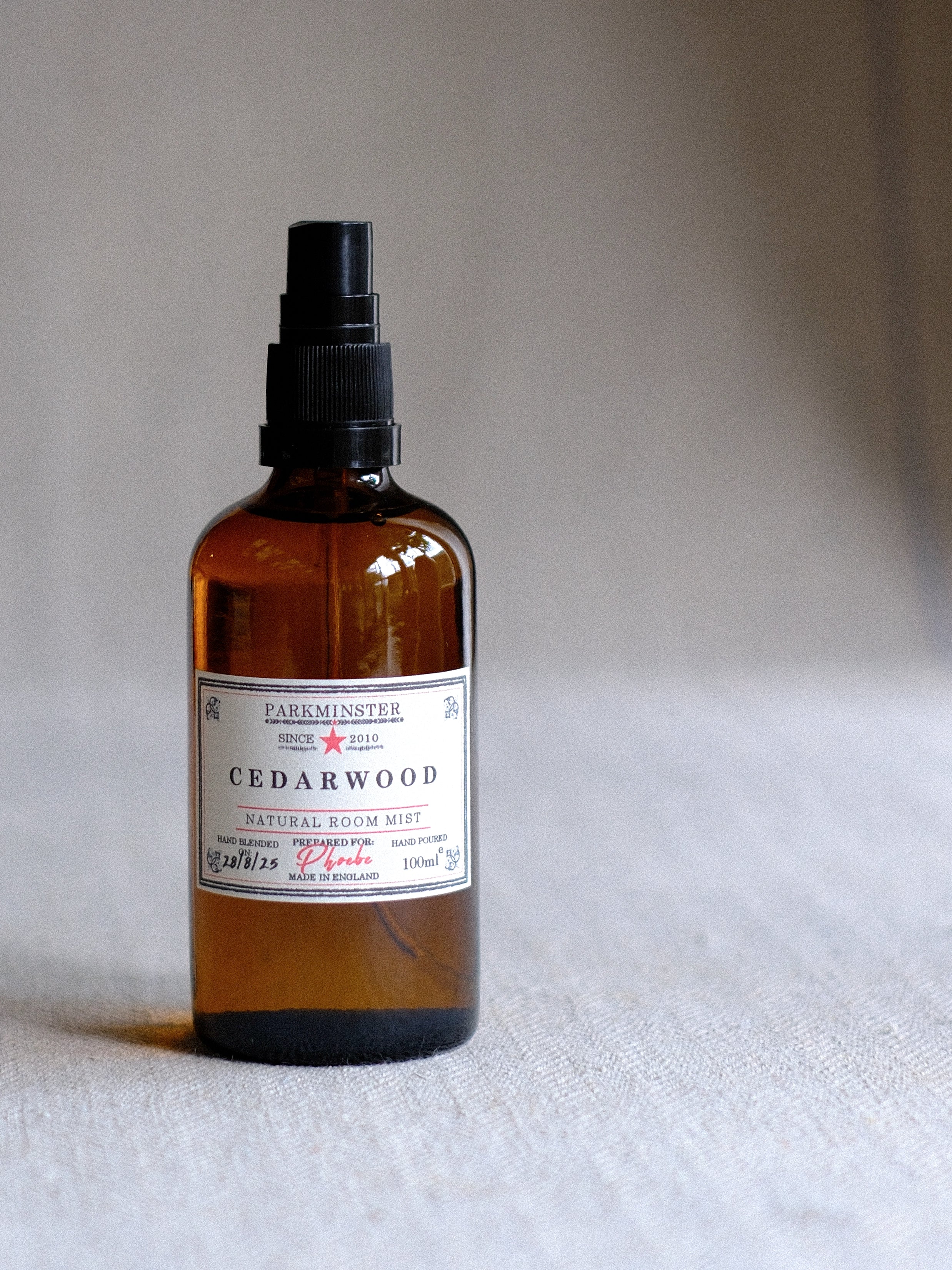 Parkminster Cedarwood Room Mist – 100 ml natural room spray with warm, balsamic cedarwood aroma; a plant-based home fragrance for a calming, woody ambiance