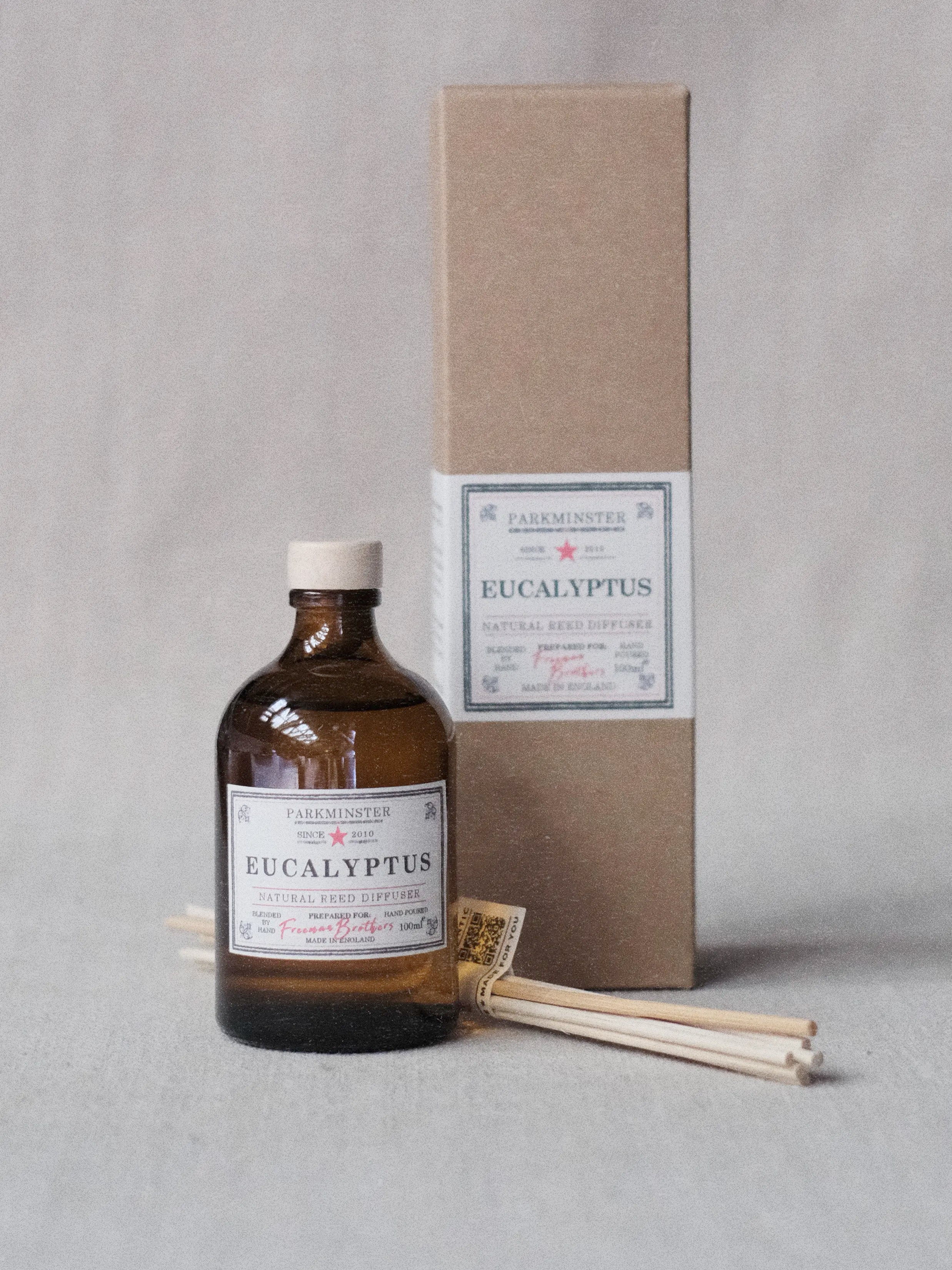 a Parkminster Eucalyptus Reed Diffuser made with 100% essential oils – a fresh, natural home fragrance hand-blended and poured in Cornwall.