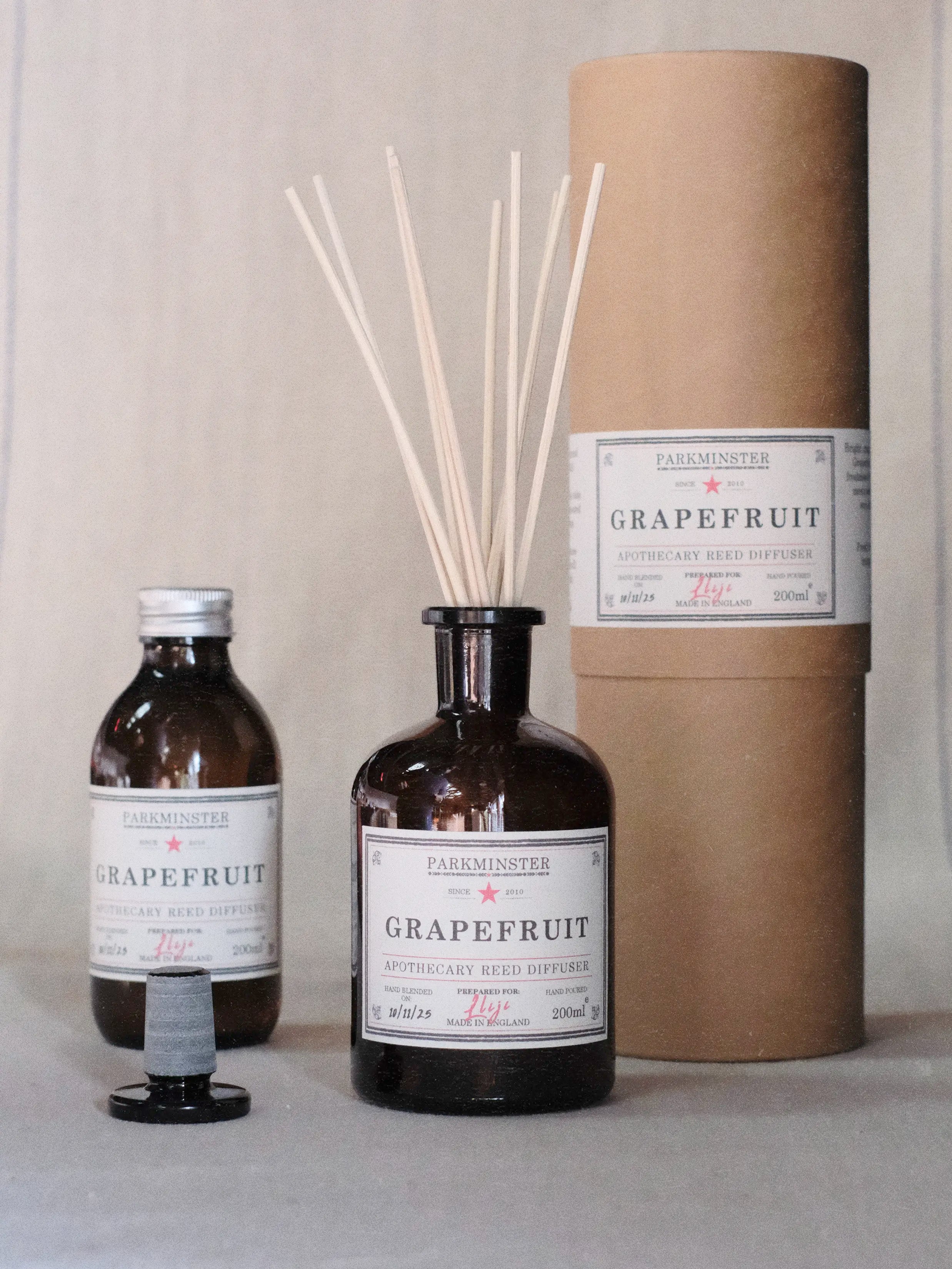 a Parkminster Grapefruit Apothecary Reed Diffuser 200ml – handmade in Cornwall with plant-based base and fresh citrus fruit fragrance for your home.