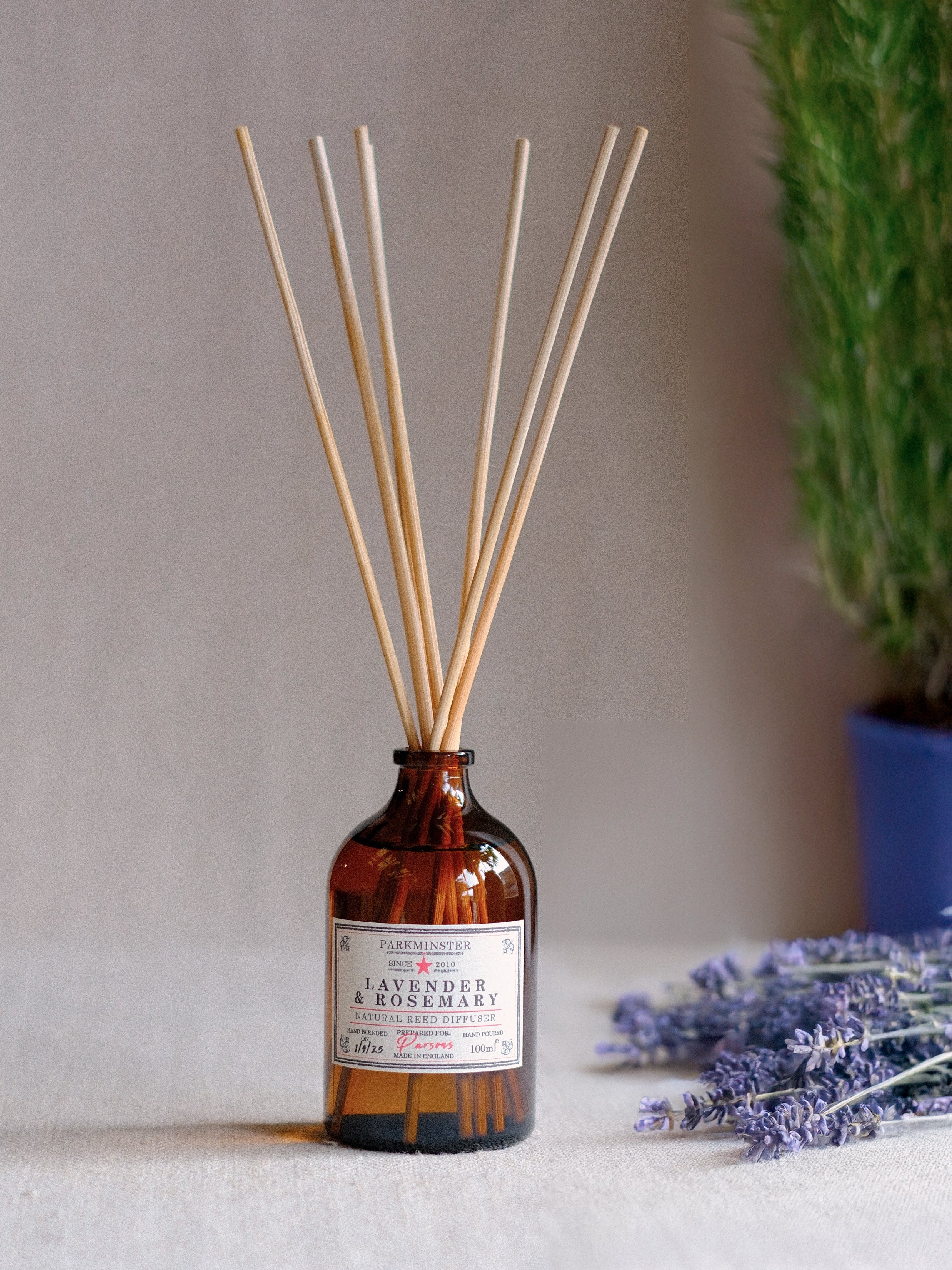 Parkminster Lavender & Rosemary reed diffuser 100 ml – natural home fragrance with soothing lavender and herbal rosemary notes, a plant-based essential oil diffuser hand-blended in Cornwall