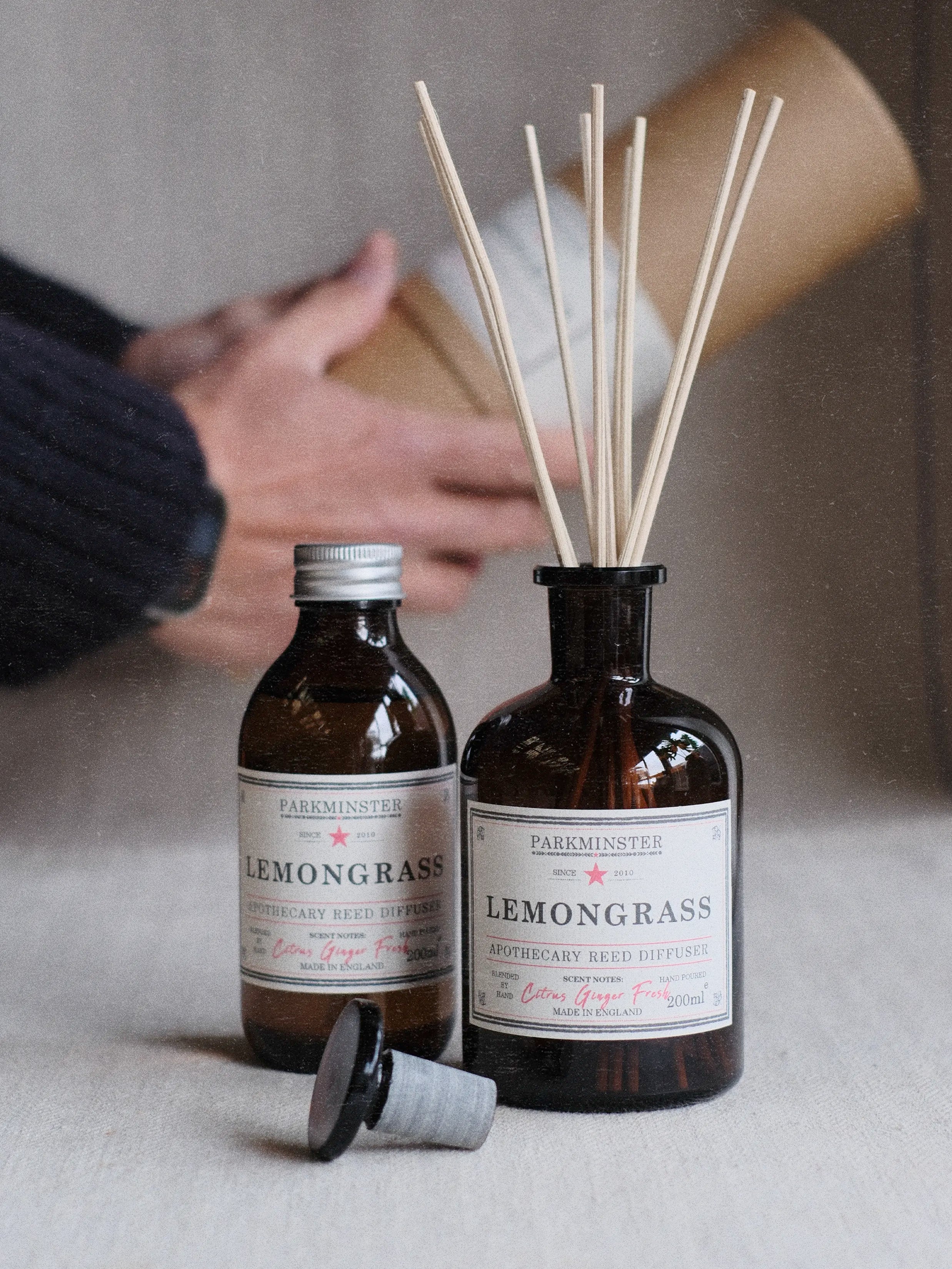 Parkminster Lemongrass Reed Diffuser – 100% essential oils with bright citrus-herb notes, ideal as a thoughtful gift or naturally scented home accent.