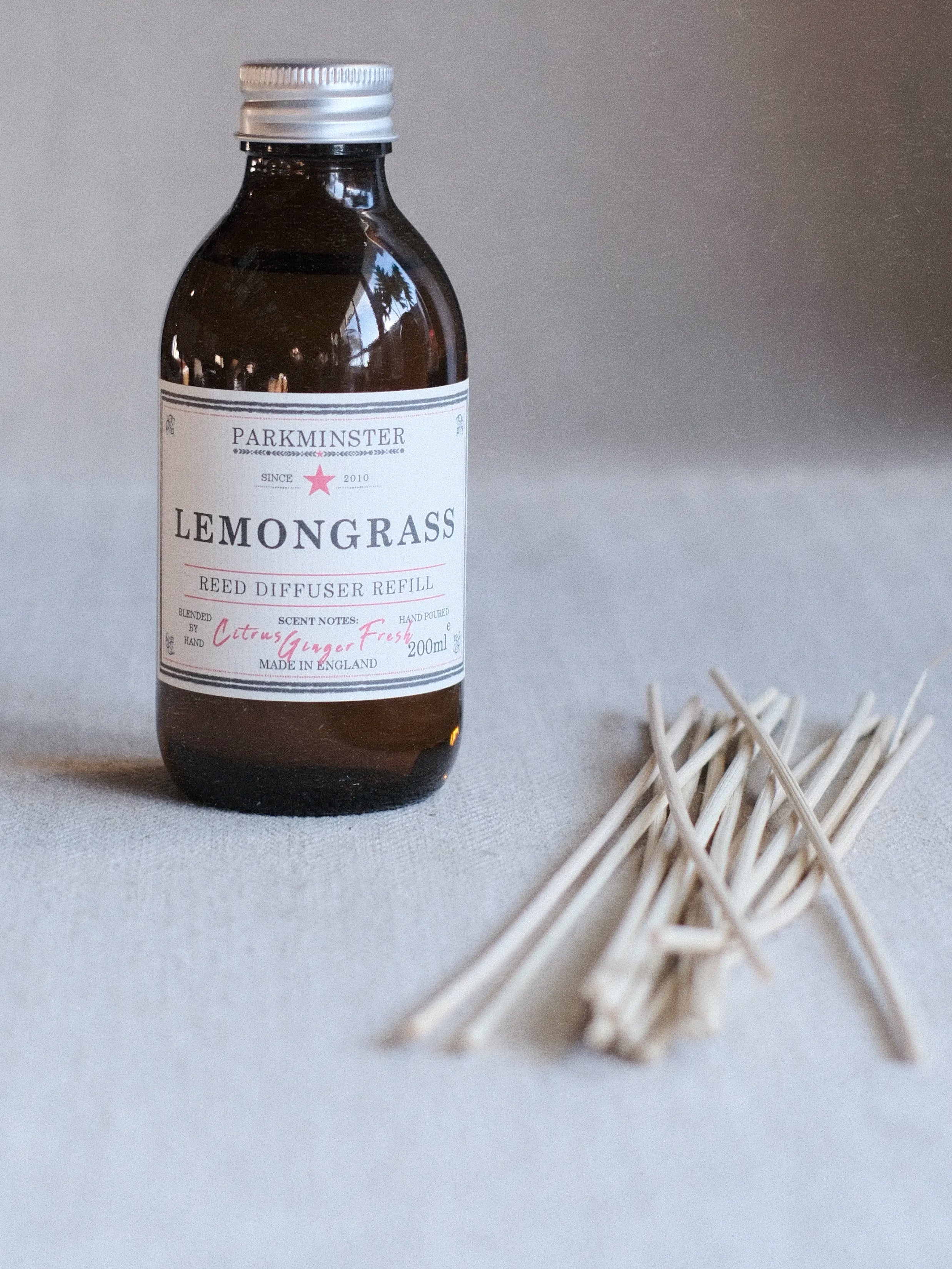 Parkminster Lemongrass Reed Diffuser Refill – 100% essential oils with a bright citrus-herb fragrance to refresh your space naturally.