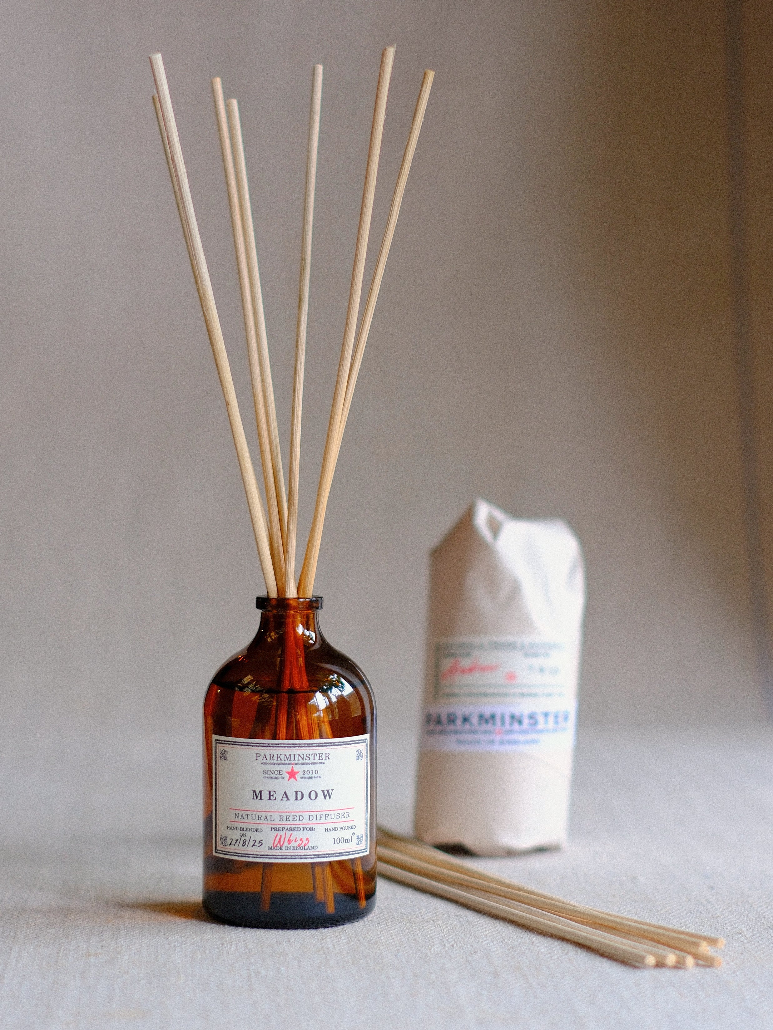 Meadow Reed Diffuser by Parkminster – 100 ml plant-ased, hand-blended diffuser, a thoughtful reed diffuser gift for a stylish and natural home fragrance
