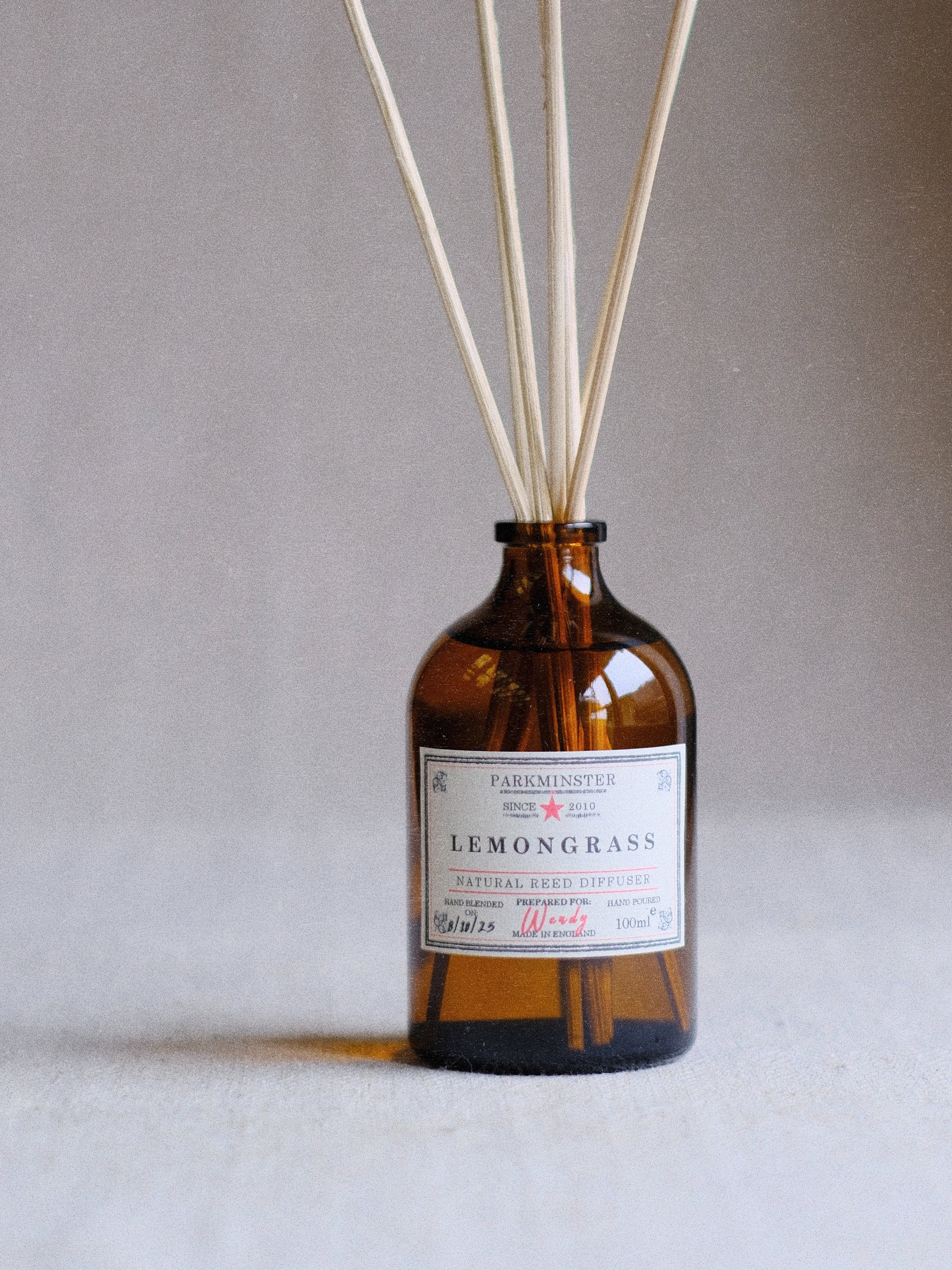 Parkminster Lemongrass Reed Diffuser made with 100% essential oils – a natural home fragrance with fresh, uplifting citrus notes.