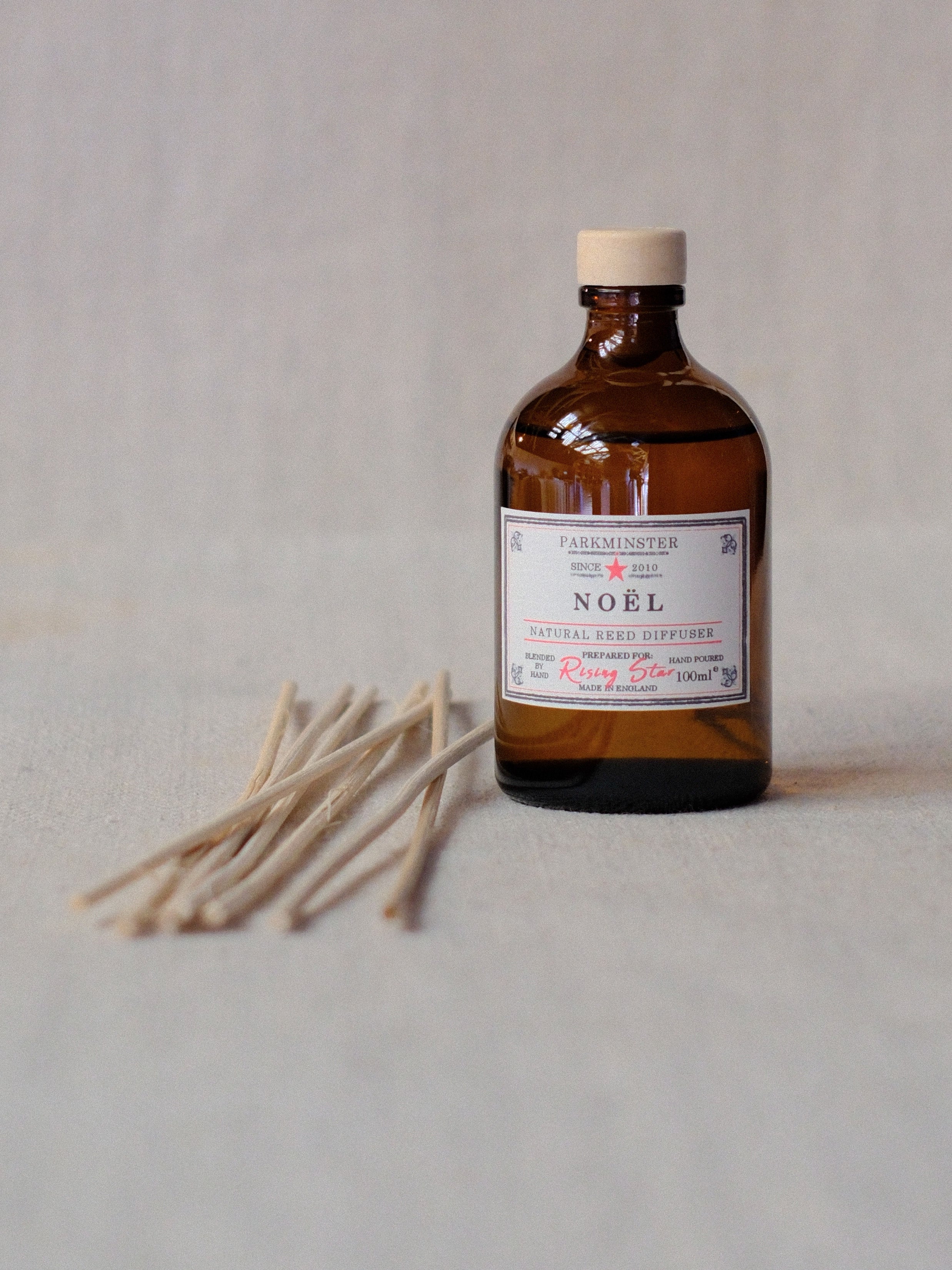 Parkminster Noël Reed Diffuser 100ml – a natural festive home fragrance and perfect Christmas gift.