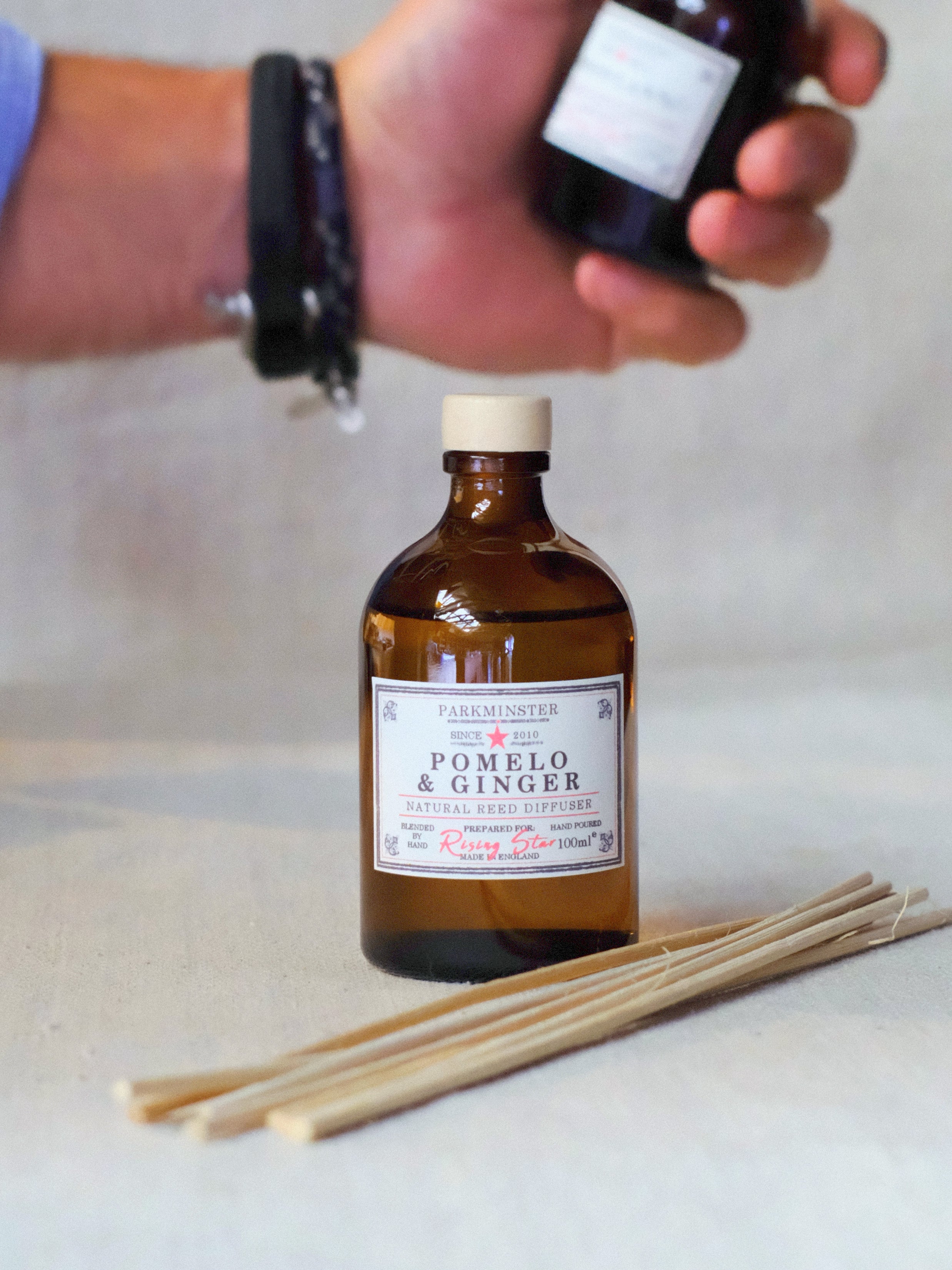Parkminster Pomelo & Ginger Reed Diffuser – natural, citrusy home fragrance for a fresh and uplifting atmosphere.