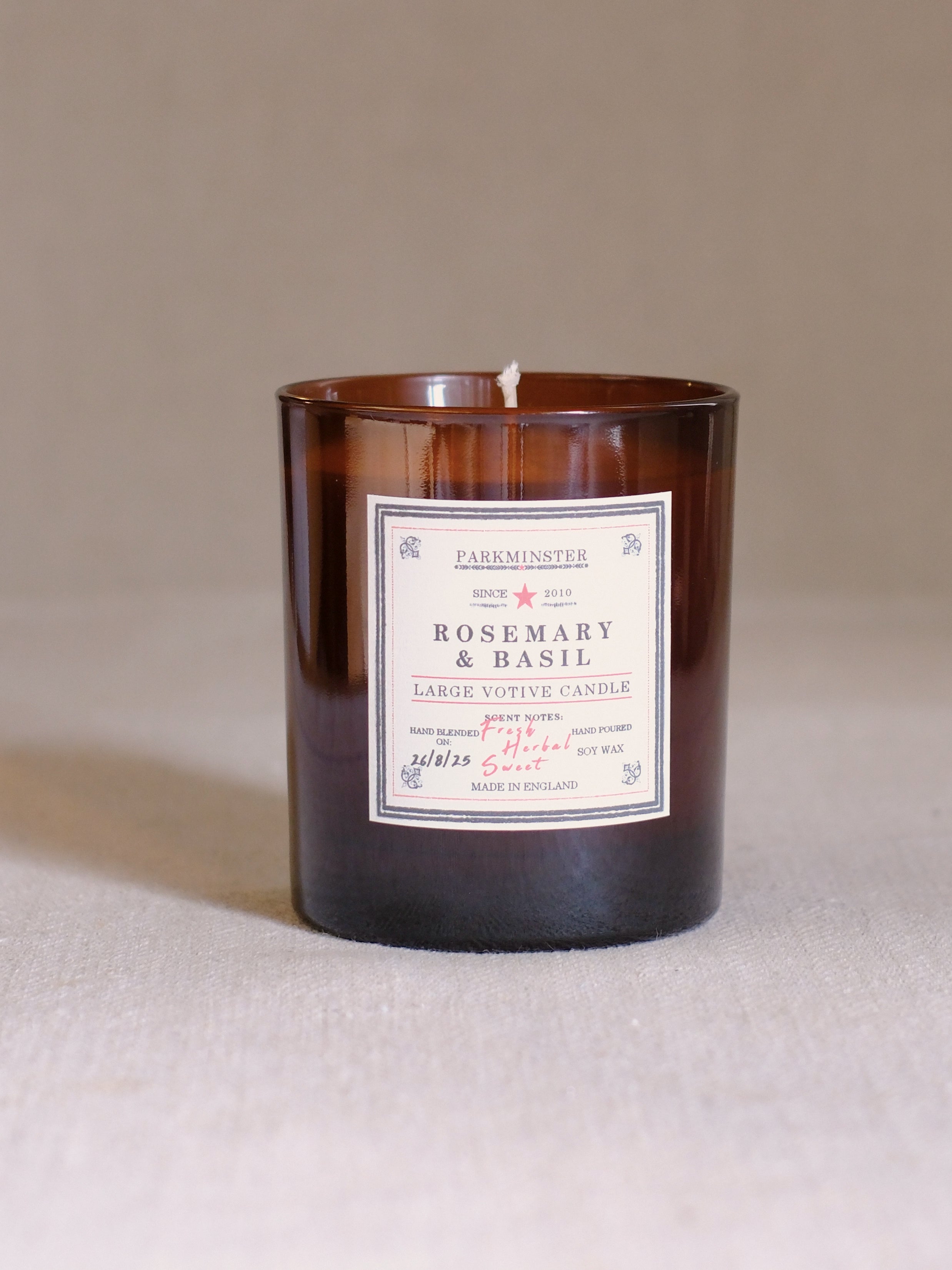 Parkminster Rosemary & Basil large scented candle 220 g – fresh, herbal, and sweet natural candle handcrafted with essential oils and sustainable soy wax in Cornwall