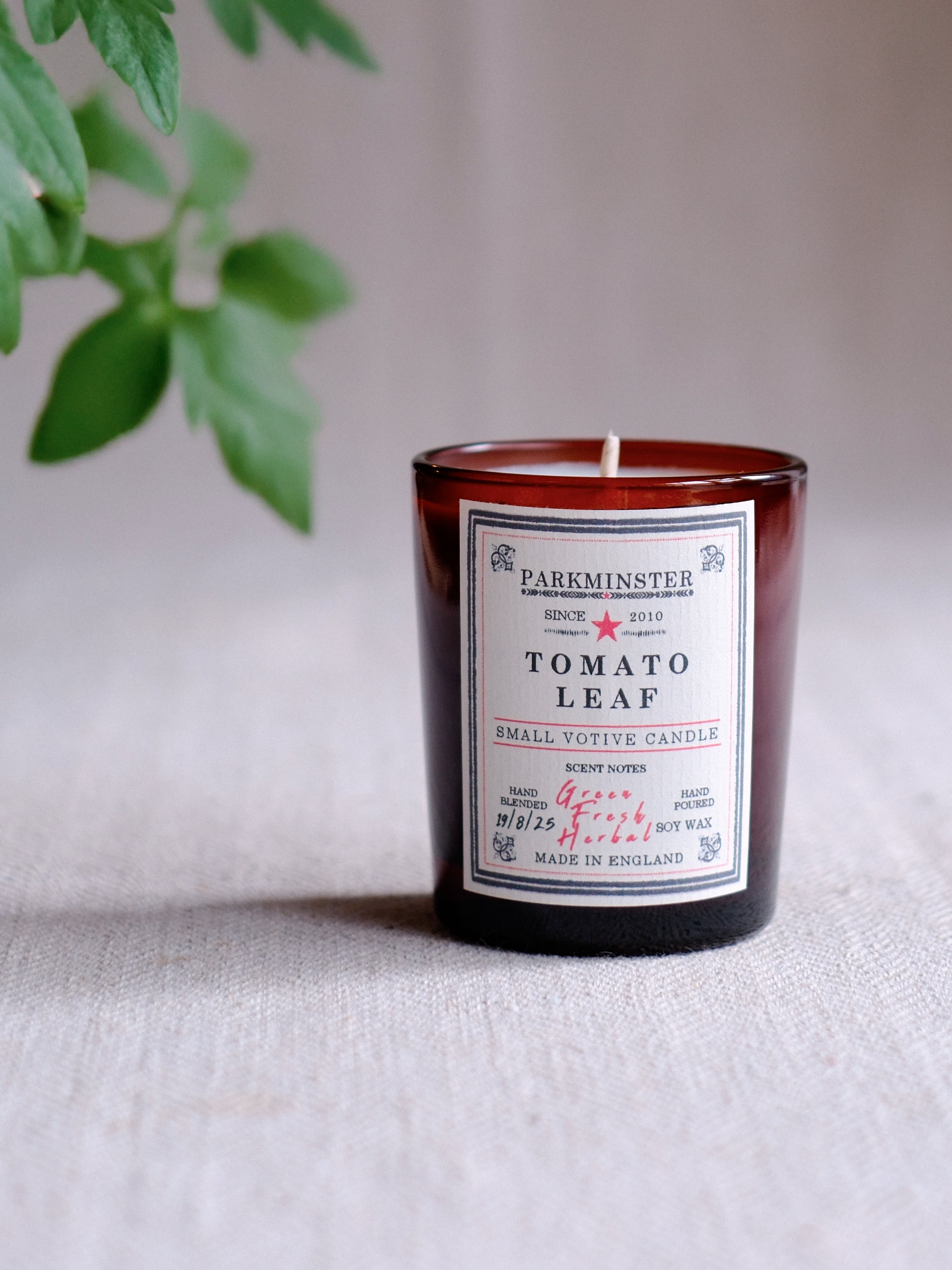 Parkminster Tomato Leaf small votive soy candle 75 g – fresh, green, herbal natural candle with invigorating tomato-leaf aroma, handmade in Cornwall