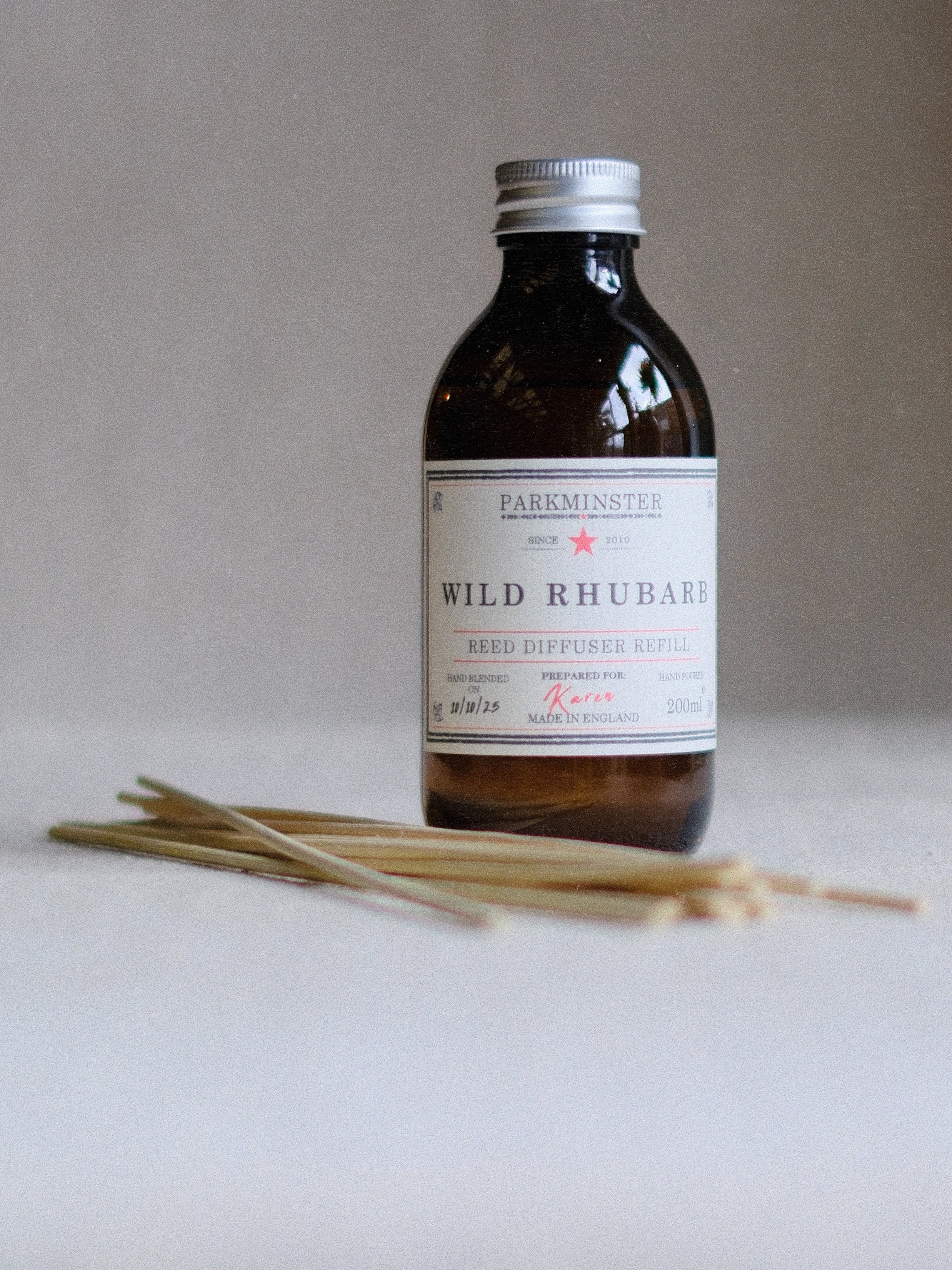 Parkminster Wild Rhubarb Reed Diffuser Refill 200 ml – natural fruity fragrance with crisp rhubarb and green notes