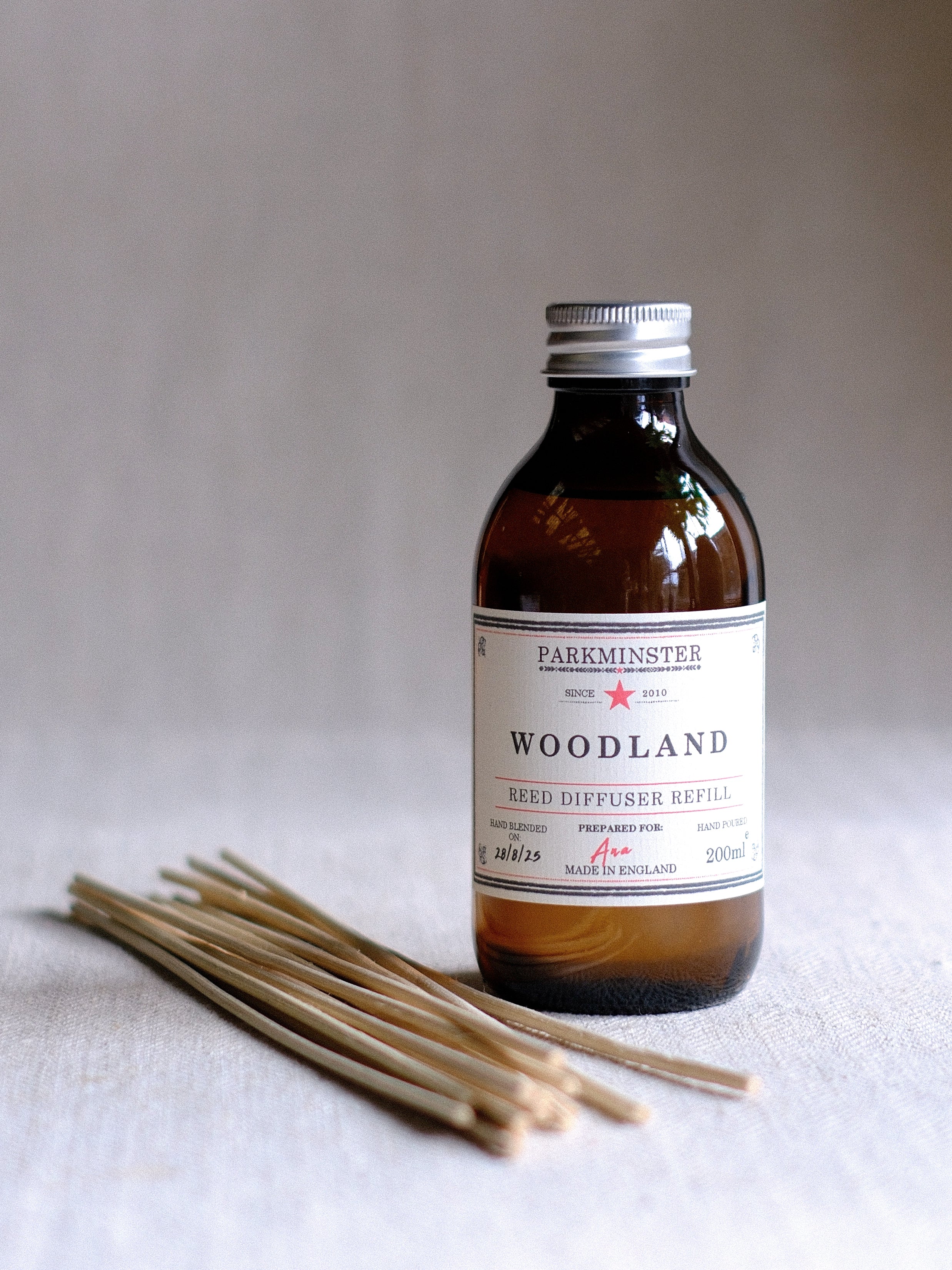 Parkminster Woodland reed diffuser refill 200 ml – earthy pine, cedarwood & oak natural fragrance refill, hand-blended in Cornwall with 14 free reeds